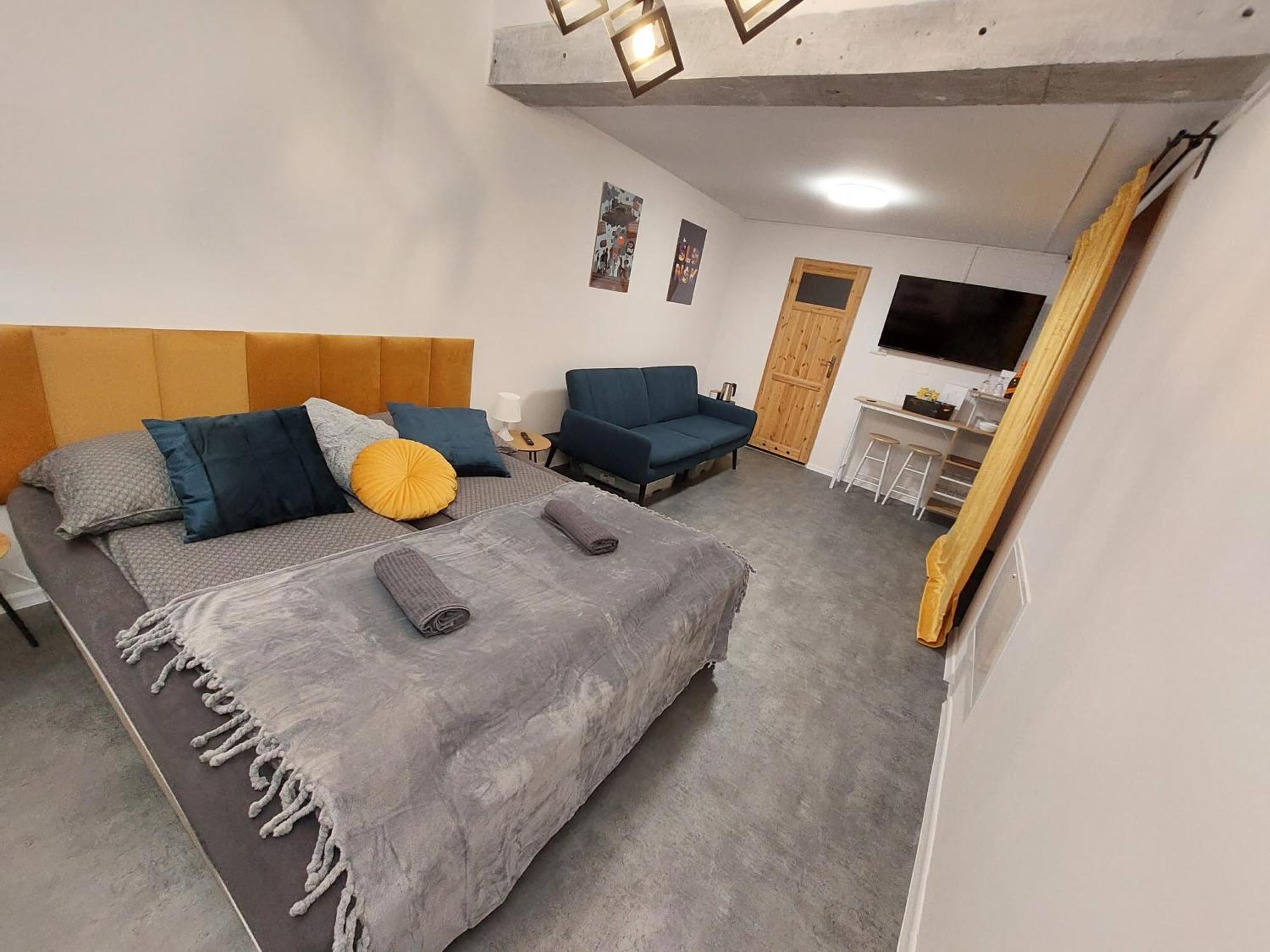 Flores Apartament คาโตวีตเซ ห้อง รูปภาพ