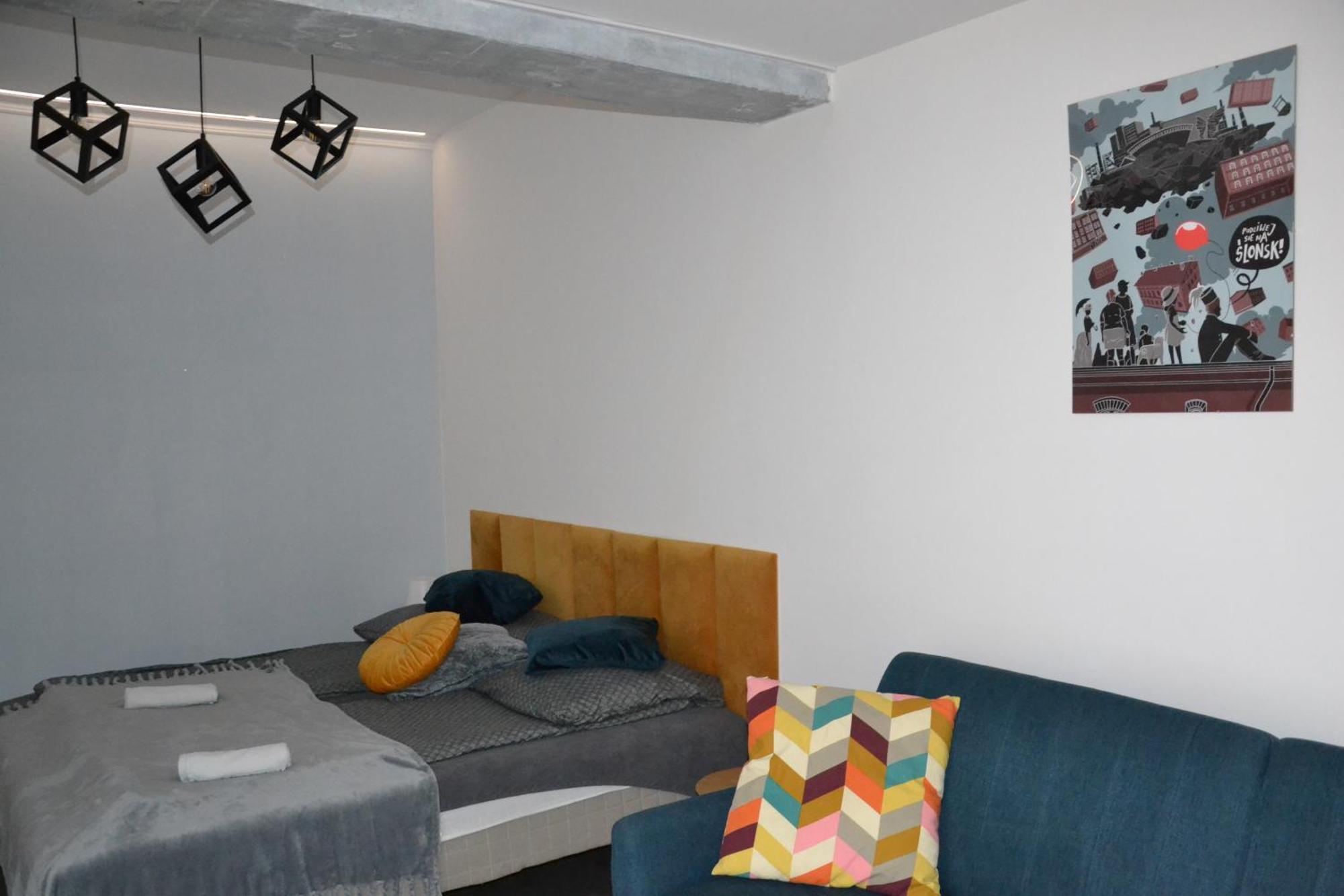 Flores Apartament คาโตวีตเซ ภายนอก รูปภาพ