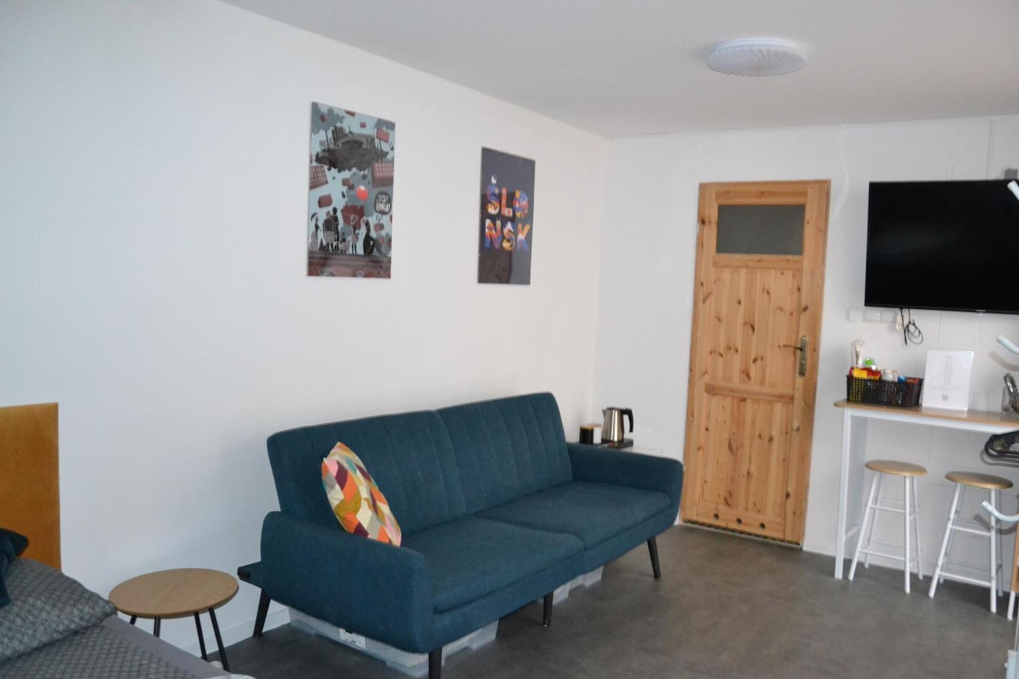 Flores Apartament คาโตวีตเซ ภายนอก รูปภาพ